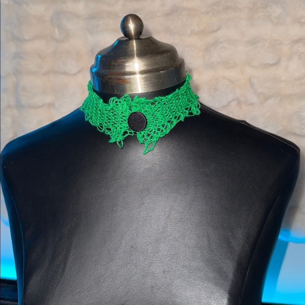 HANDCRAFTED knitted Elegant Green knitted Choker Necklace